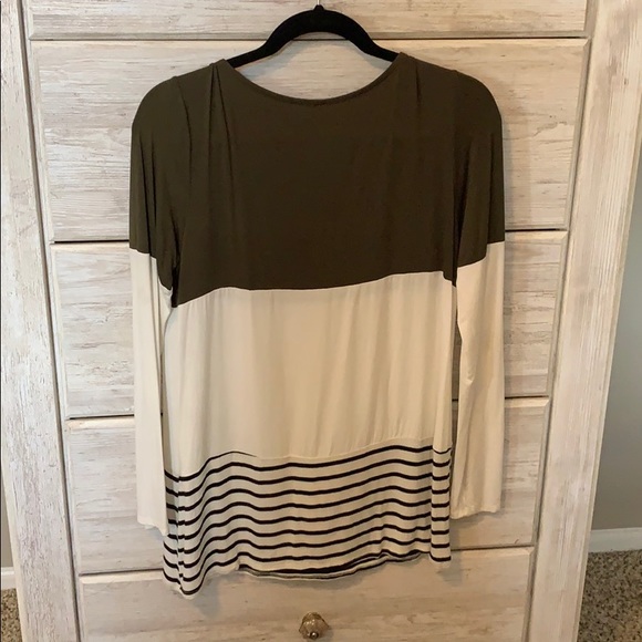 Long Sleeve Top - Picture 2 of 2